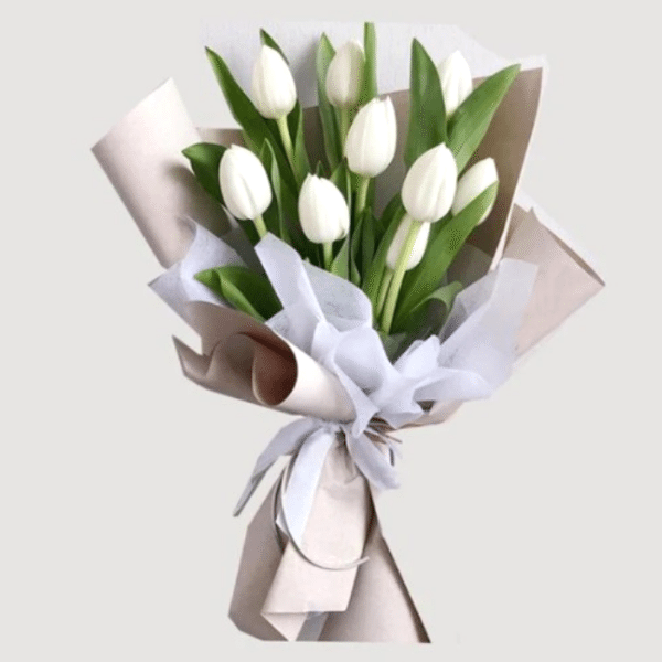 Antalya Çiçekçi - 9 ADET BEYAZ LALEDEN OLUŞAN KREP KAĞITA YAPILAN ÇOK ŞIK BİR BUKET